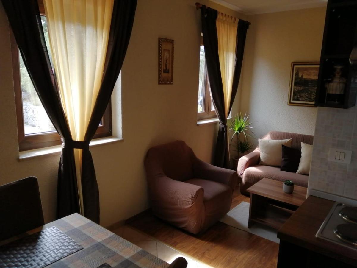 Christian Apartment Mali Lošinj Екстериор снимка