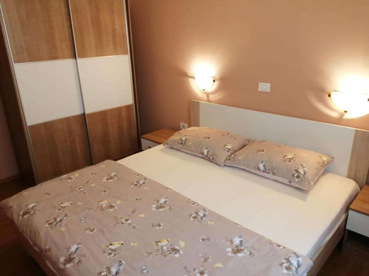 Christian Apartment Mali Lošinj Екстериор снимка